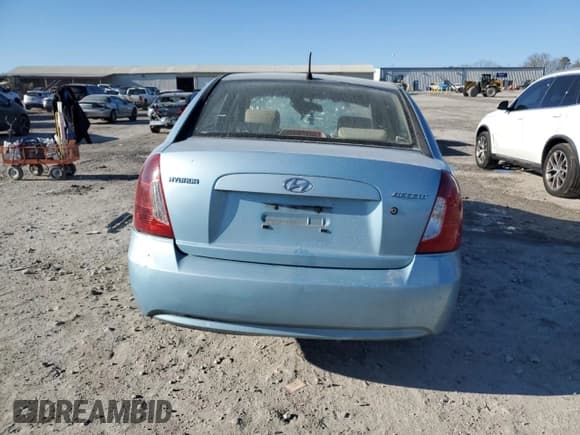 ✅ 2009 Hyundai Accent Auto GLS • VIN: KMHCN46C79U334499 • Лот: 42170645. Опубликован ранее на Copart с пробегом 210 278 миль. Бесплатный доступ к архиву аукционных продаж из США и подробный отчёт об истории автомобиля на DreamBid. Изображение 6.