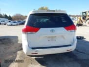 ✅ 2012 Toyota Sienna XLE • VIN: 5TDYK3DC7CS261727 • Lot: 43698789. Listed on IAAI with 242,518 mi. Free auction sales archive from the USA and detailed vehicle history report at DreamBid. Image 16.