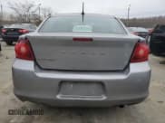 ✅ 2013 Dodge Avenger SE • VIN: 1C3CDZAB0DN626652 • Lot: 82662494. Wystawiony na Copart z przebiegiem 156 302 mil. Bezpłatny archiwum sprzedaży aukcyjnych z USA i szczegółowy raport historii pojazdu na DreamBid. Zdjęcie 6.