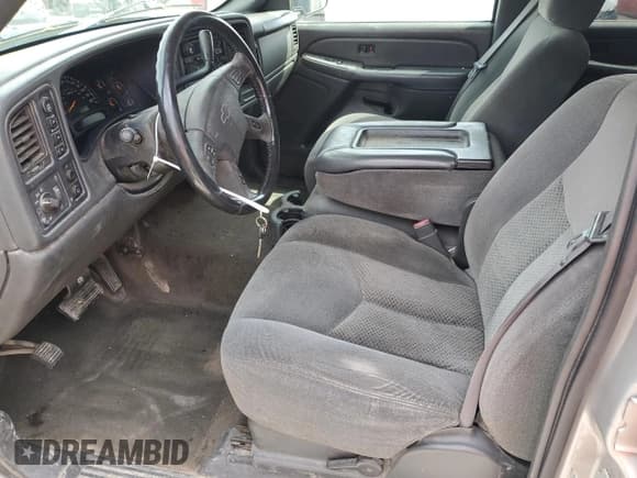 ✅ 2005 Chevrolet Silverado 1500 Z71 • VIN: 2GCEK13T651326991 • Лот: 69106574. Опубликован ранее на Copart с пробегом 226 171 миль. Бесплатный доступ к архиву аукционных продаж из США и подробный отчёт об истории автомобиля на DreamBid. Изображение 7.