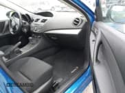 ✅ 2012 Mazda 3 i Touring • VIN: JM1BL1V74C1667180 • Lot: 41953161. Listed on IAAI with 174,802 mi. Free auction sales archive from the USA and detailed vehicle history report at DreamBid. Image 5.