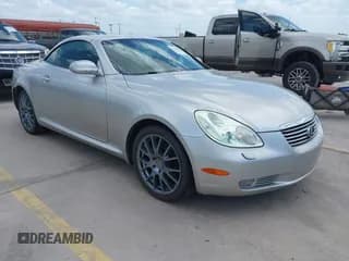 ✅ 2002 Lexus SC 430 • VIN: JTHFN48Y420001389 • Lot: 42438710. Wystawiony na IAAI z przebiegiem 110 092 mil. Bezpłatny archiwum sprzedaży aukcyjnych z USA i szczegółowy raport historii pojazdu na DreamBid. Zdjęcie 1.