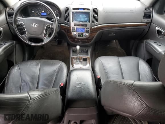 ✅ 2010 Hyundai Santa Fe Limited • VIN: 5NMSKDAG7AH352919 • Lot: 87277324. Listed on Copart with 237,738 mi. Free auction sales archive from the USA and detailed vehicle history report at DreamBid. Image 8.