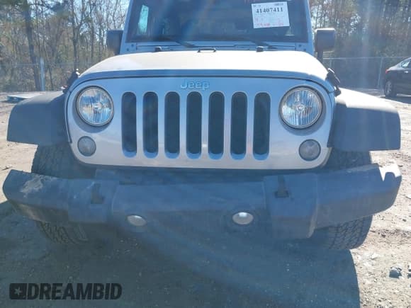 ✅ 2016 Jeep Wrangler Rubicon • VIN: 1C4BJWCGXGL307542 • Лот: 41407411. Опубликован ранее на IAAI с пробегом 124 749 миль. Бесплатный доступ к архиву аукционных продаж из США и подробный отчёт об истории автомобиля на DreamBid. Изображение 12.