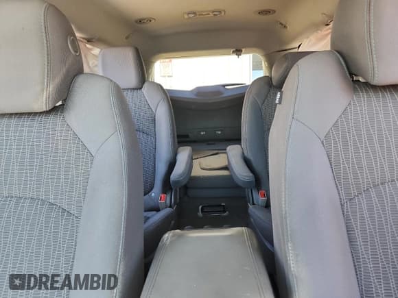 ✅ 2016 Chevrolet Traverse LT • VIN: 1GNKRGKD4GJ164323 • Lot: 87456425. Wystawiony na Copart z przebiegiem Nie podano. Bezpłatny archiwum sprzedaży aukcyjnych z USA i szczegółowy raport historii pojazdu na DreamBid. Zdjęcie 10.