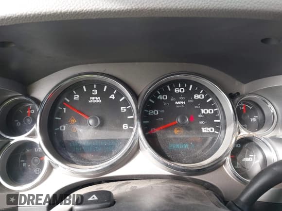 ✅ 2011 GMC Sierra 2500HD Work Truck • VIN: 1GT22ZCG3BZ357767 • Lot: 43471198. Listed on IAAI with 339,491 mi. Free auction sales archive from the USA and detailed vehicle history report at DreamBid. Image 7.