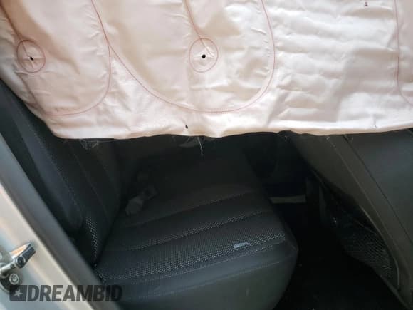 ✅ 2017 Chevrolet Equinox LT • VIN: 2GNALCEK2H1558186 • Лот: 69276215. Опубликован ранее на Copart с пробегом 104 718 миль. Бесплатный доступ к архиву аукционных продаж из США и подробный отчёт об истории автомобиля на DreamBid. Изображение 11.