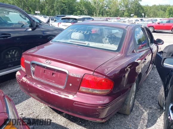 ✅ 2005 Hyundai Sonata GLS • VIN: KMHWF35H85A095249 • Лот: 39929856. Опубликован ранее на IAAI с пробегом 146 090 миль. Бесплатный доступ к архиву аукционных продаж из США и подробный отчёт об истории автомобиля на DreamBid. Изображение 4.