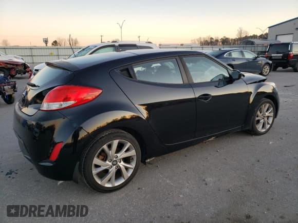 ✅ 2016 Hyundai Veloster • VIN: KMHTC6AD8GU296697 • Lot: 87866635. Wystawiony na Copart z przebiegiem 123 306 mil. Bezpłatny archiwum sprzedaży aukcyjnych z USA i szczegółowy raport historii pojazdu na DreamBid. Zdjęcie 3.