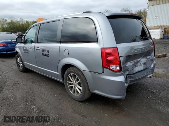 ✅ 2019 Dodge Grand Caravan SXT • VIN: 2C4RDGCG2KR695779 • Лот: 86435315. Опубликован ранее на Copart с пробегом 151 878 миль. Бесплатный доступ к архиву аукционных продаж из США и подробный отчёт об истории автомобиля на DreamBid. Изображение 2.