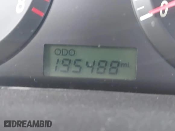 ✅ 2004 Hyundai Elantra GLS • VIN: KMHDN46D34U817333 • Lot: 42040618. Wystawiony na IAAI z przebiegiem 195 488 mil. Bezpłatny archiwum sprzedaży aukcyjnych z USA i szczegółowy raport historii pojazdu na DreamBid. Zdjęcie 15.