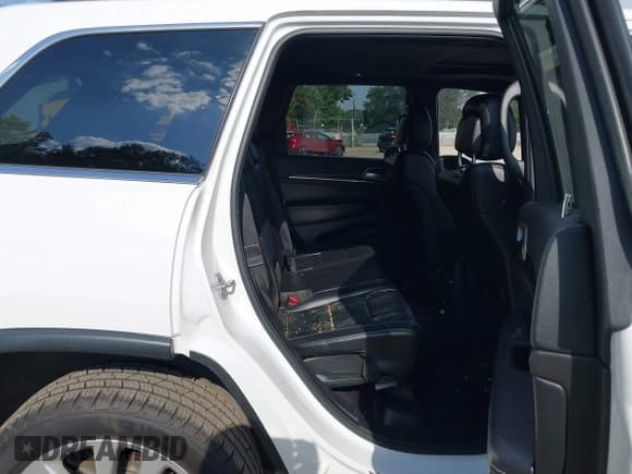✅ 2017 Jeep Grand Cherokee Limited • VIN: 1C4RJFBG0HC683698 • Lot: 43293072. Listed on IAAI with 115,390 mi. Free auction sales archive from the USA and detailed vehicle history report at DreamBid. Image 8.