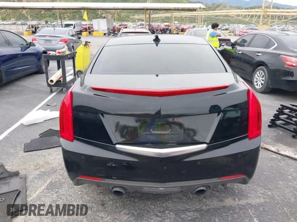 ✅ 2015 Cadillac ATS Luxury RWD • VIN: 1G6AB5R36F0114847 • Lot: 39221205. Wystawiony na IAAI z przebiegiem 127 702 mil. Bezpłatny archiwum sprzedaży aukcyjnych z USA i szczegółowy raport historii pojazdu na DreamBid. Zdjęcie 17.