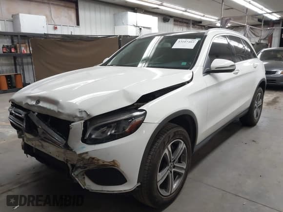 ✅ 2019 Mercedes-Benz GLC 300 • VIN: WDC0G4JB9K1002369 • Lot: 43187403. Listed on IAAI with 95,067 mi. Free auction sales archive from the USA and detailed vehicle history report at DreamBid. Image 2.