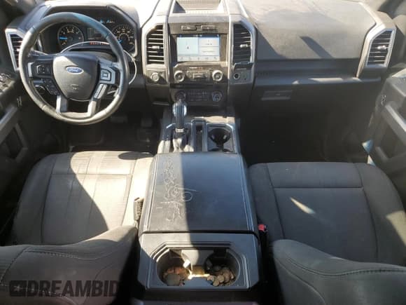 ✅ 2017 Ford F-150 XL • VIN: 1FTEW1CF0HFA96070 • Лот: 84867395. Опубликован ранее на Copart с пробегом 152 390 миль. Бесплатный доступ к архиву аукционных продаж из США и подробный отчёт об истории автомобиля на DreamBid. Изображение 8.