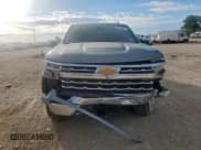 ✅ 2024 Chevrolet Silverado 1500 LTZ • VIN: 2GCPAEED1R1145229 • Lot: 66195775. Wystawiony na Copart z przebiegiem 37 579 mil. Bezpłatny archiwum sprzedaży aukcyjnych z USA i szczegółowy raport historii pojazdu na DreamBid. Zdjęcie 5.