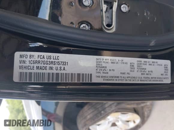 2024 Ram 1500 SLT z VIN 1C6RR7GG3RS157331, wystawiony jako IAAI lot #42609000 z przebiegiem 31 566 mil mil oraz . Historia ofert i sprzedaży dostępna na DreamBid. Obrazek 9.