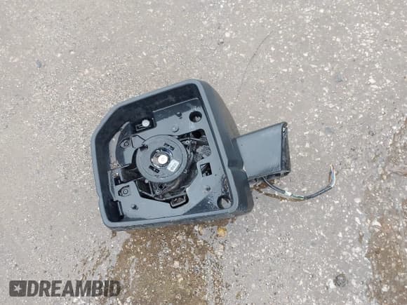 ✅ 2020 Ford F-150 XL • VIN: 1FTMF1CB1LFA10007 • Лот: 43506622. Опубликован ранее на IAAI с пробегом 61 431 миль. Бесплатный доступ к архиву аукционных продаж из США и подробный отчёт об истории автомобиля на DreamBid. Изображение 12.