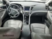 ✅ 2012 Hyundai Sonata SE • VIN: 5NPEC4AC0CH432785 • Lot: 72674274. Listed on Copart with 179,986 mi. Free auction sales archive from the USA and detailed vehicle history report at DreamBid. Image 8.