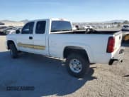 ✅ 2003 Chevrolet Silverado 2500HD LS • VIN: 1GCHC29U33E123116 • Лот: 77034944. Опубликован ранее на Copart с пробегом 225 233 миль. Бесплатный доступ к архиву аукционных продаж из США и подробный отчёт об истории автомобиля на DreamBid. Изображение 2.