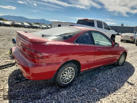 ✅ 1998 Acura Integra LS • VIN: JH4DC4452WS013933 • Lot: 66506805. Listed on Copart with 219,898 mi. Free auction sales archive from the USA and detailed vehicle history report at DreamBid. Image 3.