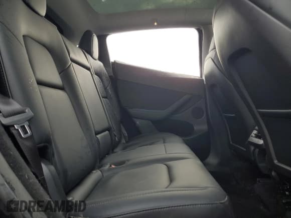 ✅ 2024 Tesla Model Y Long Range • VIN: 7SAYGDEE7RF179424 • Lot: 43061885. Wystawiony na Copart z przebiegiem 4 973 mil. Bezpłatny archiwum sprzedaży aukcyjnych z USA i szczegółowy raport historii pojazdu na DreamBid. Zdjęcie 11.