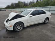 ✅ 2007 Mercedes-Benz C 280 Luxury • VIN: WDBRF92HX7F891031 • Лот: 57889315. Опубликован ранее на Copart с пробегом 168 789 миль. Бесплатный доступ к архиву аукционных продаж из США и подробный отчёт об истории автомобиля на DreamBid. Изображение 1.