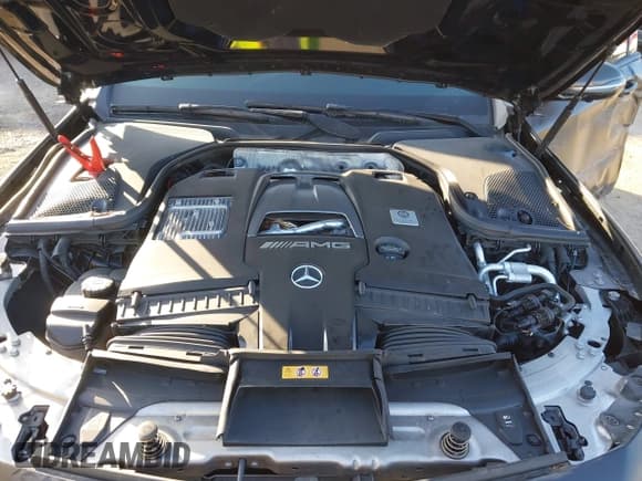 ✅ 2020 Mercedes-Benz E 63 S AMG • VIN: WDDZF8KB9LA748334 • Lot: 41318226. Wystawiony na IAAI z przebiegiem 43 135 mil. Bezpłatny archiwum sprzedaży aukcyjnych z USA i szczegółowy raport historii pojazdu na DreamBid. Zdjęcie 10.