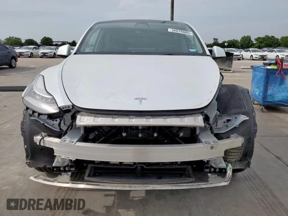 ✅ 2023 Tesla Model Y Long Range • VIN: 7SAYGDEE6PA123551 • Lot: 56676005. Wystawiony na Copart z przebiegiem 24 033 mil. Bezpłatny archiwum sprzedaży aukcyjnych z USA i szczegółowy raport historii pojazdu na DreamBid. Zdjęcie 5.