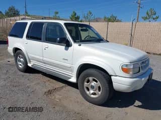 1999 Ford Explorer XLT z VIN 1FMZU34E2XZB27806, wystawiony jako IAAI lot #43388653 z przebiegiem 255 273 mil mil oraz . Historia ofert i sprzedaży dostępna na DreamBid. Obrazek 1.