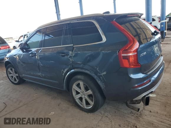 ✅ 2021 Volvo XC90 Momentum • VIN: YV4A22PK0M1724513 • Lot: 70893115. Listed on Copart with 27,658 mi. Free auction sales archive from the USA and detailed vehicle history report at DreamBid. Image 2.