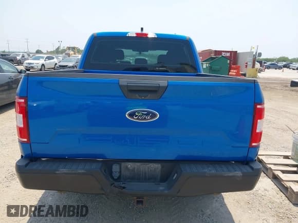 ✅ 2019 Ford F-150 XL • VIN: 1FTEW1C57KKC99981 • Lot: 42264398. Wystawiony na IAAI z przebiegiem 91 409 mil. Bezpłatny archiwum sprzedaży aukcyjnych z USA i szczegółowy raport historii pojazdu na DreamBid. Zdjęcie 16.