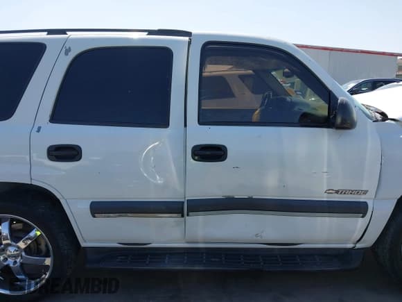 ✅ 2003 Chevrolet Tahoe LT • VIN: 1GNEC13Z83R150605 • Lot: 41844680. Wystawiony na IAAI z przebiegiem Nie podano. Bezpłatny archiwum sprzedaży aukcyjnych z USA i szczegółowy raport historii pojazdu na DreamBid. Zdjęcie 14.