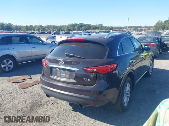 ✅ 2011 Infiniti FX • VIN: JN8AS1MW2BM730799 • Lot: 43356412. Wystawiony na IAAI z przebiegiem 113 703 mil. Bezpłatny archiwum sprzedaży aukcyjnych z USA i szczegółowy raport historii pojazdu na DreamBid. Zdjęcie 4.