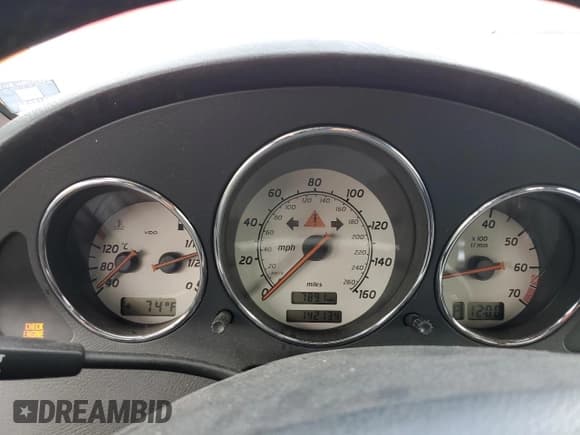 ✅ 2004 Mercedes-Benz SLK 230/320 • VIN: WDBKK49FX4F300311 • Lot: 80967295. Wystawiony na Copart z przebiegiem 142 134 mil. Bezpłatny archiwum sprzedaży aukcyjnych z USA i szczegółowy raport historii pojazdu na DreamBid. Zdjęcie 9.