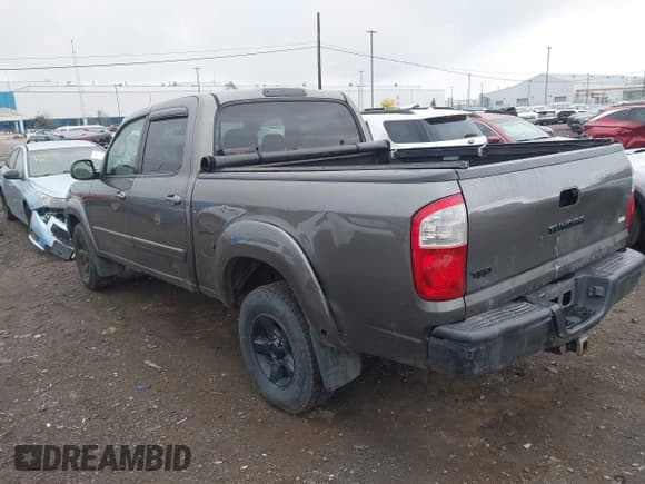 ✅ 2006 Toyota Tundra SR5 • VIN: 5TBDT44186S505933 • Lot: 43298260. Listed on IAAI with 167,617 mi. Free auction sales archive from the USA and detailed vehicle history report at DreamBid. Image 3.