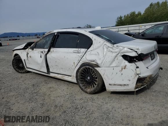 ✅ 2022 BMW 7 Series 750i xDrive • VIN: WBA7U2C04NCH44975 • Lot: 56192415. Listed on Copart with Not provided. Free auction sales archive from the USA and detailed vehicle history report at DreamBid. Image 2.