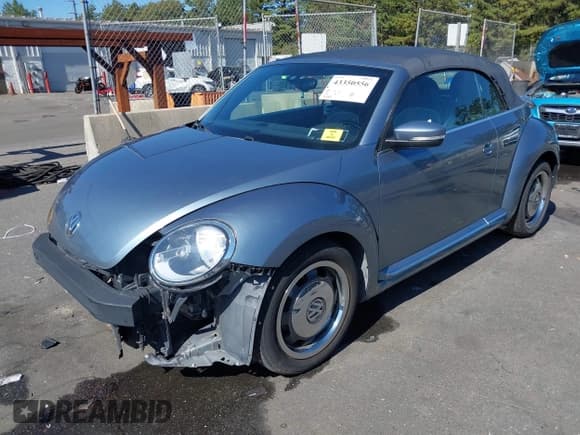 ✅ 2016 Volkswagen Beetle Denim • VIN: 3VW507ATXGM810408 • Lot: 43350556. Listed on IAAI with 65,613 mi. Free auction sales archive from the USA and detailed vehicle history report at DreamBid. Image 19.