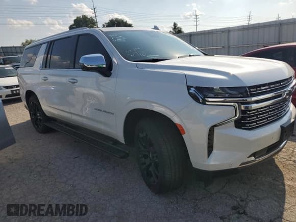 ✅ 2023 Chevrolet Suburban Premier • VIN: 1GNSKFKDXPR257914 • Lot: 67831834. Wystawiony na Copart z przebiegiem 23 344 mil. Bezpłatny archiwum sprzedaży aukcyjnych z USA i szczegółowy raport historii pojazdu na DreamBid. Zdjęcie 4.