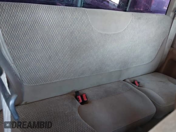 ✅ 1997 Ford F-150 • VIN: 1FTDX08W4VKC89238 • Lot: 42132010. Listed on IAAI with 204,386 mi. Free auction sales archive from the USA and detailed vehicle history report at DreamBid. Image 8.