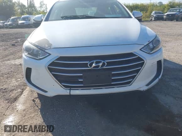 2017 Hyundai Elantra SE z VIN 5NPD84LF7HH021539, wystawiony jako IAAI lot #43339622 z przebiegiem 128 168 mil mil oraz . Historia ofert i sprzedaży dostępna na DreamBid. Obrazek 12.