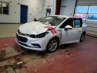 ✅ 2018 Chevrolet Cruze LT • VIN: 1G1BE5SMXJ7236096 • Lot: 69760892. Wystawiony na Copart z przebiegiem Nie podano. Bezpłatny archiwum sprzedaży aukcyjnych z USA i szczegółowy raport historii pojazdu na DreamBid. Zdjęcie 1.