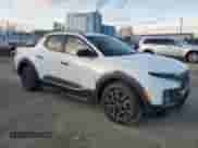 2024 Hyundai Santa Cruz XRT z VIN 5NTJDDAF9RH078295, wystawiony jako Copart lot #82449224 z przebiegiem 9 737 mil mil oraz Szkoda całkowita • Salvage title. Historia ofert i sprzedaży dostępna na DreamBid. Obrazek 4.