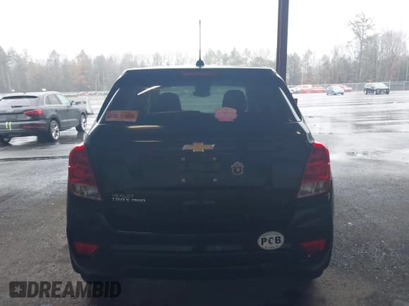 ✅ 2021 Chevrolet Trax LS • VIN: KL7CJNSB8MB321121 • Lot: 43556202. Listed on IAAI with 36,878 mi. Free auction sales archive from the USA and detailed vehicle history report at DreamBid. Image 16.