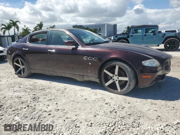 ✅ 2006 Maserati Quattroporte • VIN: ZAMCE39A560021703 • Лот: 85082625. Опубликован ранее на Copart с пробегом Не указан. Бесплатный доступ к архиву аукционных продаж из США и подробный отчёт об истории автомобиля на DreamBid. Изображение 4.