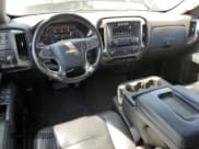 ✅ 2018 Chevrolet Silverado 1500 LT • VIN: 1GCPCREC2JF167990 • Lot: 84015985. Wystawiony na Copart z przebiegiem 118 826 mil. Bezpłatny archiwum sprzedaży aukcyjnych z USA i szczegółowy raport historii pojazdu na DreamBid. Zdjęcie 8.