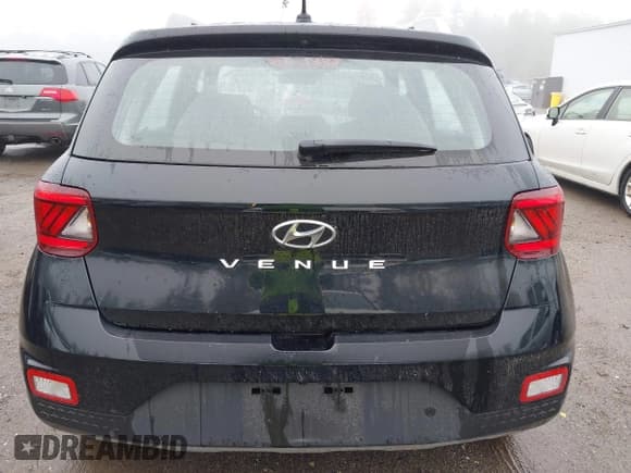 ✅ 2024 Hyundai Venue Limited • VIN: KMHRC8A33RU284151 • Lot: 42147730. Listed on IAAI with 41,793 mi. Free auction sales archive from the USA and detailed vehicle history report at DreamBid. Image 16.
