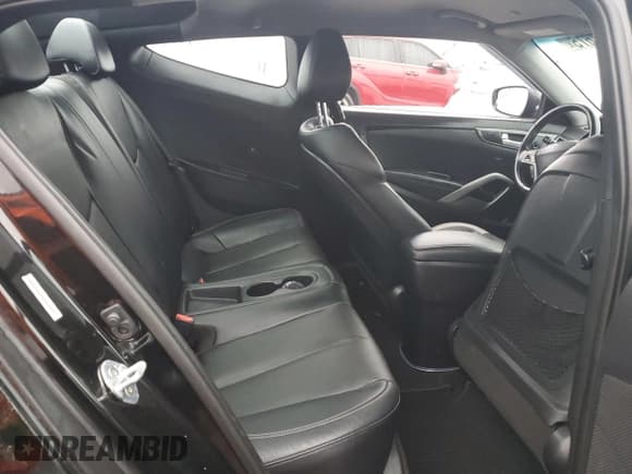 ✅ 2015 Hyundai Veloster Turbo • VIN: KMHTC6AE9FU229159 • Lot: 42687675. Wystawiony na Copart z przebiegiem 98 980 mil. Bezpłatny archiwum sprzedaży aukcyjnych z USA i szczegółowy raport historii pojazdu na DreamBid. Zdjęcie 10.