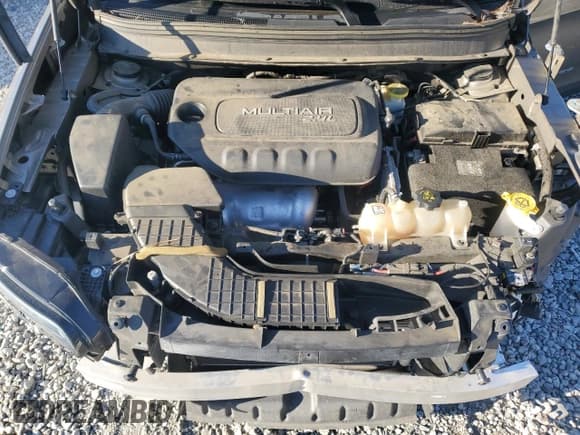 ✅ 2019 Jeep Cherokee Latitude • VIN: 1C4PJLCB0KD206277 • Лот: 89573885. Опубликован ранее на Copart с пробегом 62 276 миль. Бесплатный доступ к архиву аукционных продаж из США и подробный отчёт об истории автомобиля на DreamBid. Изображение 12.