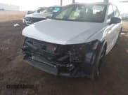 ✅ 2024 Volkswagen Tiguan SE R-Line Black • VIN: 3VVCB7AX6RM058234 • Lot: 43672852. Wystawiony na IAAI z przebiegiem 4 705 mil. Bezpłatny archiwum sprzedaży aukcyjnych z USA i szczegółowy raport historii pojazdu na DreamBid. Zdjęcie 6.